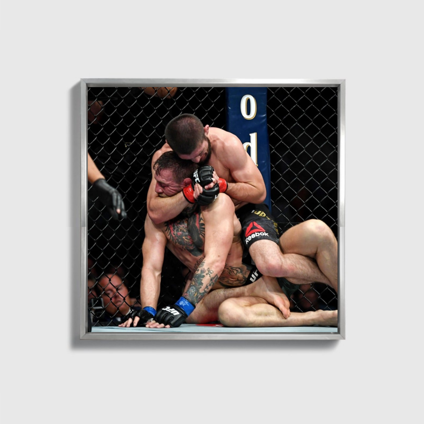 Khabib erstickt den Sieg
